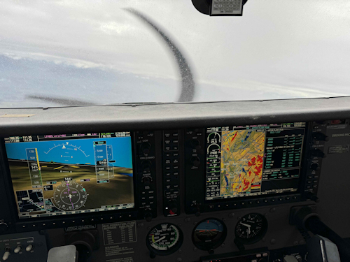 gnyks cockpit 500